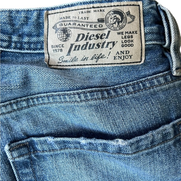 Diesel Larkee Straight Leg Button Fly Blue Denim Jeans Size 28x30 - Picture 6 of 8